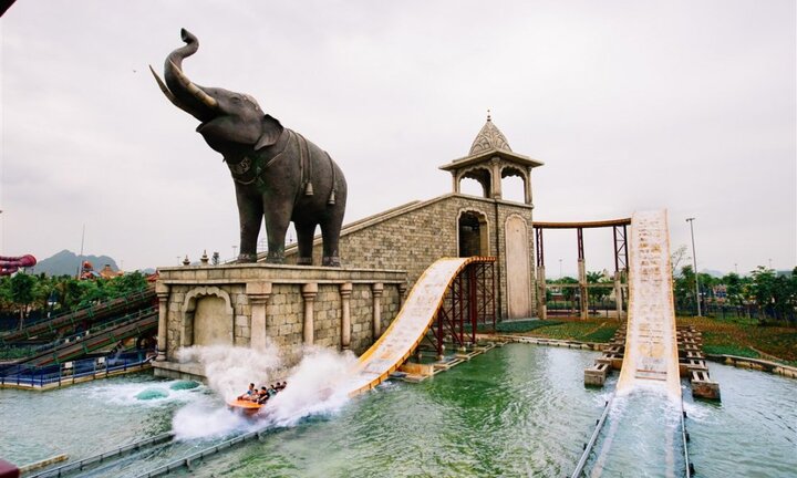 Vui chơi thả ga, uống trà sữa miễn phí tại công viên chủ đề lớn nhất Đông Nam Á chỉ với 50.000 đồng