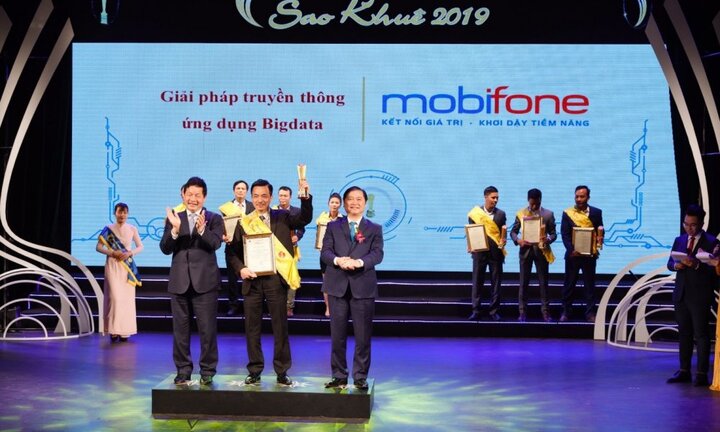 'Lấn sân' sang CNTT, MobiFone vinh dự nhận hai giải thưởng Sao Khuê 2019