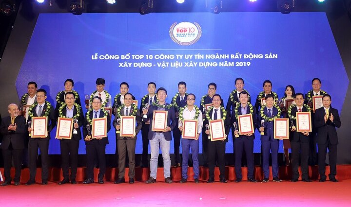Tập đoàn Nam Long được vinh danh Top 50 doanh nghiệp tăng trưởng xuất sắc nhất Việt Nam 2019