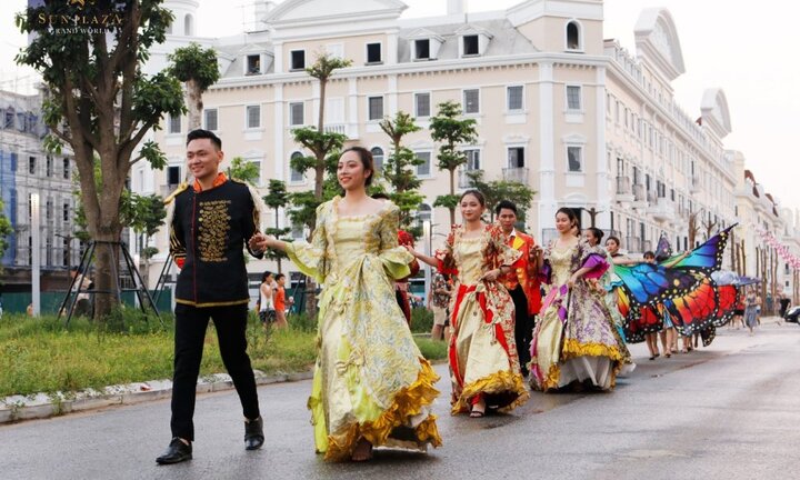 Hạ Long chơi lớn với Sun Dance Festival, du khách có trầm trồ?