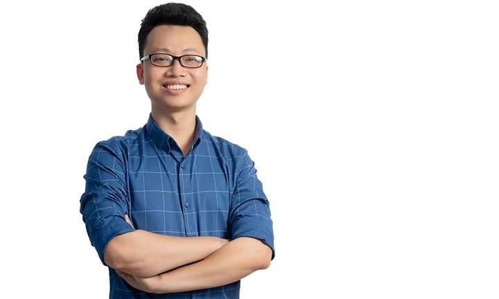 Thầy giáo 9x dạy Tiếng Anh bằng nhạc ngoại