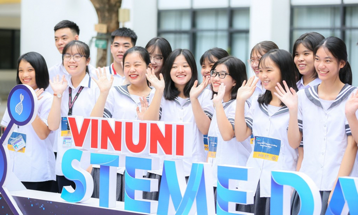 Hàng ngàn bạn trẻ yêu công nghệ háo hức với ngày hội STEME