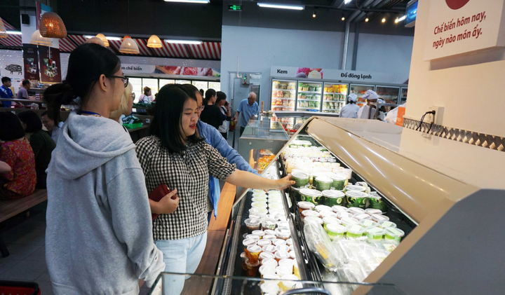 Saigon Co.op khai trương 4 siêu thị Co.opmart tại 3 tỉnh thành chỉ trong 1 ngày