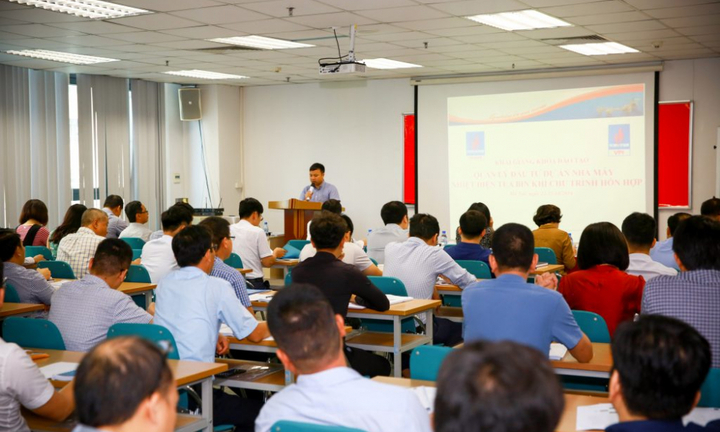 PV Power tổ chức khóa học về Quản lý đầu tư dự án điện