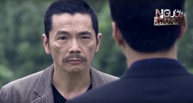 Diễn viên Lương Bổng ‘Người phán xử’ cháy da mặt vì vết sẹo hóa trang