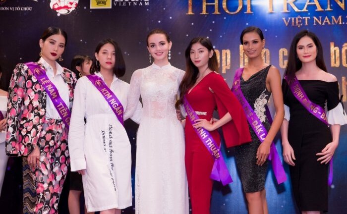 Chị gái song sinh của Nam Em: Không muốn bị ảnh hưởng bởi ồn ào của em gái