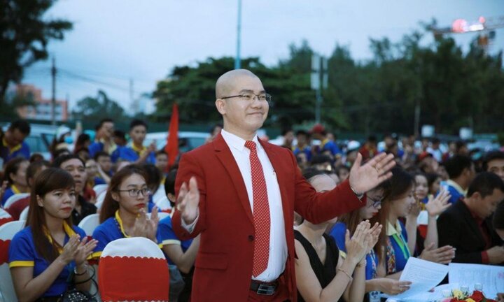 Trùm lừa đảo ngông cuồng Alibaba Nguyễn Thái Luyện và sự bất lực của chính quyền