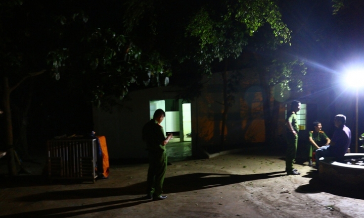 Nam thanh niên chết trong phòng trọ