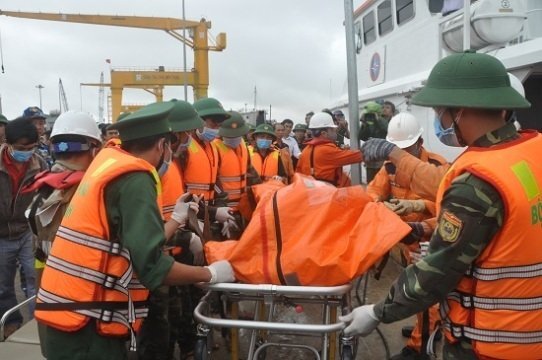 Chìm tàu lịch sử ở Bình Định: Tìm thấy thêm 3 thi thể thuyền viên