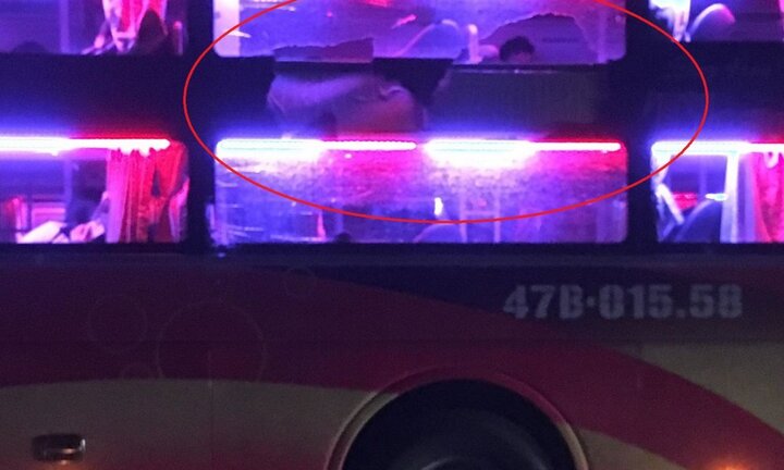 Truy tìm nhóm thanh niên ném đá xe khách giữa đêm