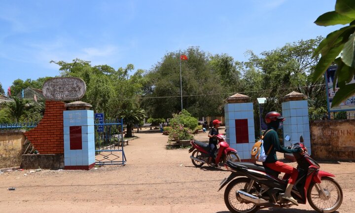 Nghi án bé gái lớp 2 bị giết chết tại vườn điều ở Bình Định