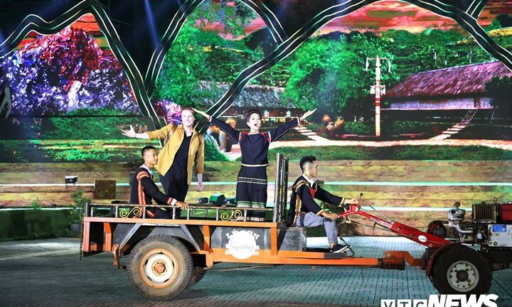 Khai mạc Lễ hội cà phê Buôn Ma Thuột: Phó thủ tướng yêu cầu Đắk Lắk đẩy mạnh công nghệ cao