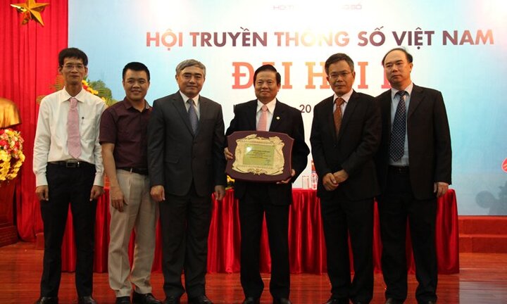 Thứ trưởng Nguyễn Minh Hồng trở thành Chủ tịch Hội Truyền thông số Việt Nam