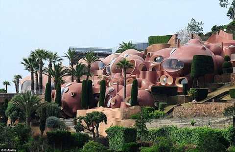 Những khu địa ốc 'làm mưa làm gió' thị trường thế giới có gì đặc biệt?