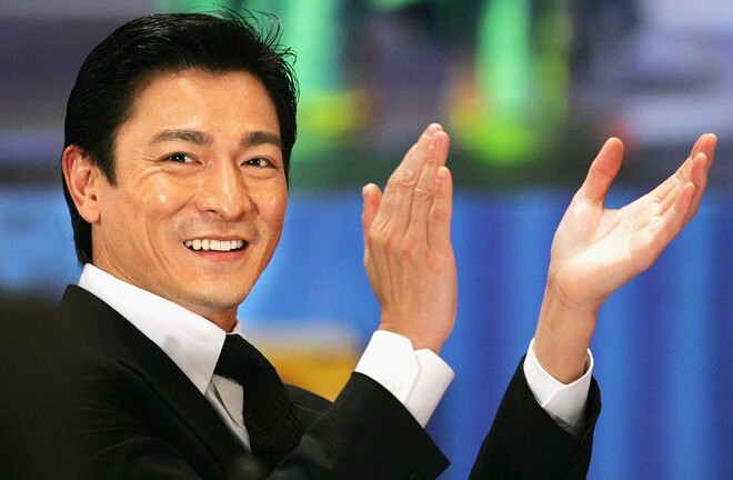 Lưu Đức Hoa từng bị đánh, bỏ chạy về Hong Kong cầu cứu