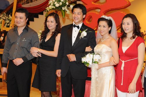 Hải Anh 'Hoa cỏ may' lần đầu chia sẻ về người vợ đã gắn bó hơn 20 năm