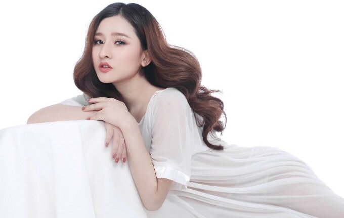 Sau gần 2 năm ly dị, vợ cũ kể lại cú sốc trong đêm tân hôn với Hồ Quang Hiếu