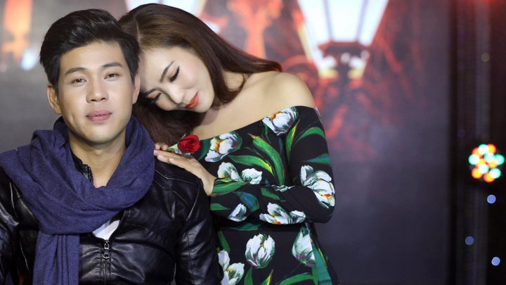 Bản sao Đan Nguyên: Vứt bỏ sĩ diện đi hát rong, bán kẹo kéo