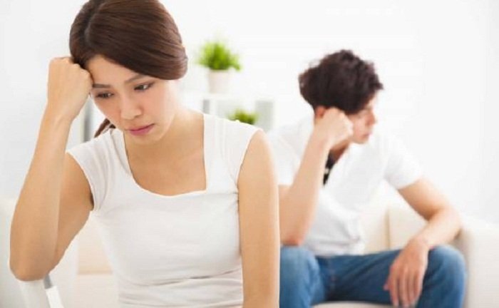 'Con thi đại học xong sẽ ly hôn': Phụ nữ kém cỏi, đáng thương mới bị ru ngủ bởi chuyện này
