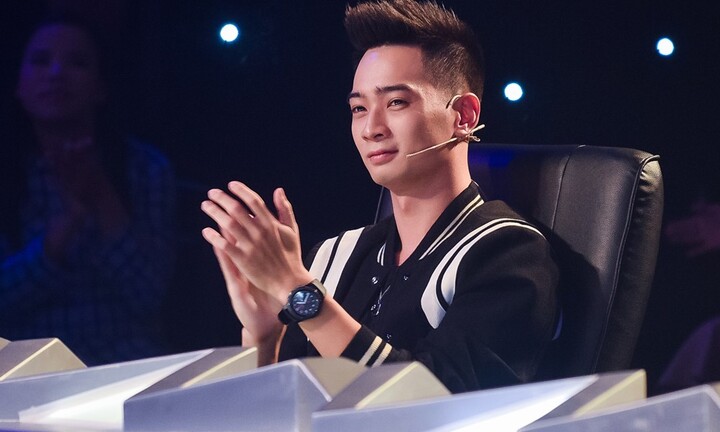 'Phù thủy âm nhạc' Slim V kết hợp các bài hát dân gian của Việt Nam với dàn nhạc giao hưởng