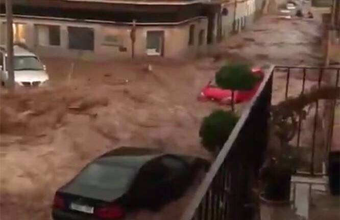 Lũ lớn càn quét đảo Mallorca, Tây Ban Nha: Ít nhất 5 người chết, nhiều người mất tích