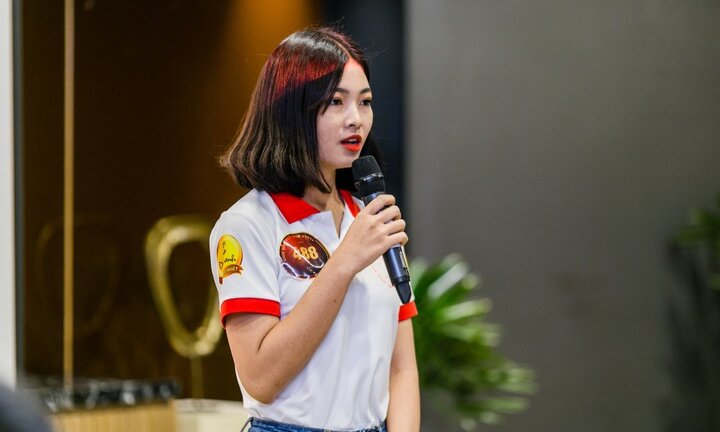 Thí sinh Hoa khôi sinh viên Việt Nam tranh tài hùng biện tiếng Anh