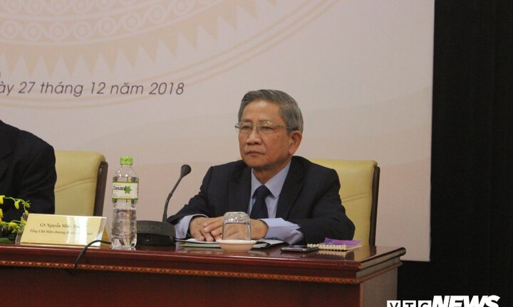 Chương trình giáo dục phổ thông mới: Giảm số môn học, tiết học và kiến thức không thực tế