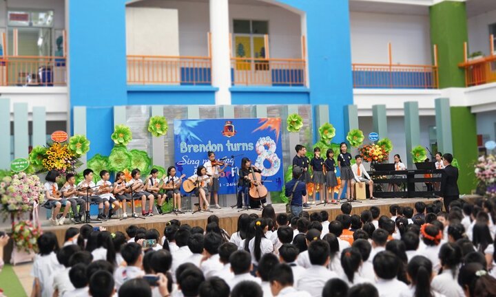 Ngôi trường tiểu học đặc biệt giữa Thủ đô dạy học sinh phải biết chơi ít nhất một loại nhạc cụ