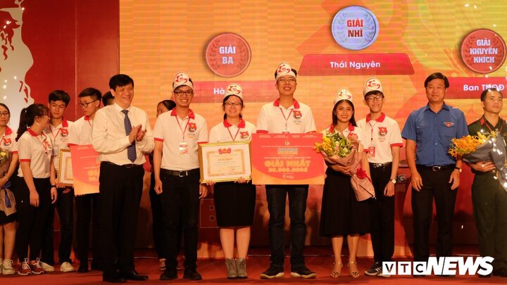 Đội tuyển TP.HCM giành quán quân Hội thi 'Ánh sáng soi đường' toàn quốc