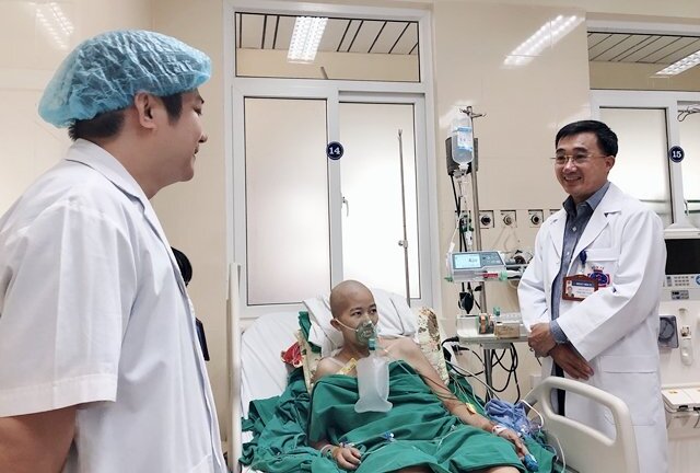 Sản phụ ung thư vú giai đoạn cuối gửi lời cảm ơn y bác sĩ sau ca 'vượt cạn' hy hữu