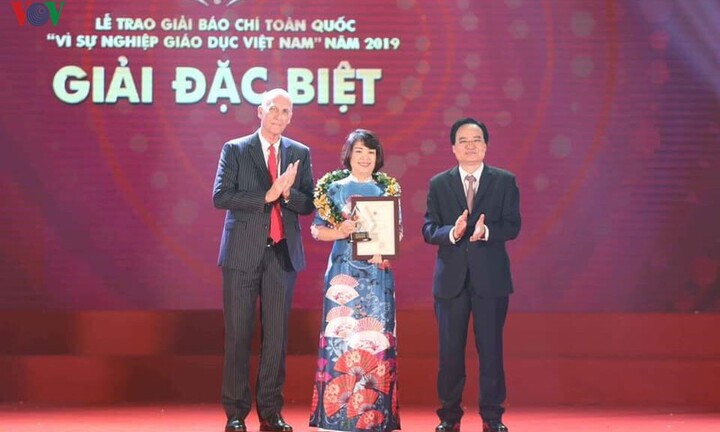 VOV đoạt giải Đặc biệt Giải báo chí 'Vì sự nghiệp giáo dục Việt Nam'