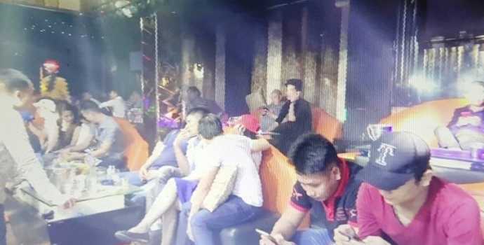 Đột kích vũ trường, giữ hàng trăm dân chơi Sài Gòn phê ma túy