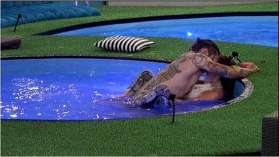 Một kênh truyền hình bị điều tra vì phát sóng cảnh thô tục