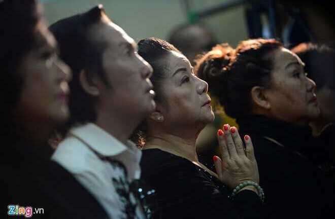 NSND Kim Cương, Vũ Linh bật khóc tiễn sầu nữ Út Bạch Lan