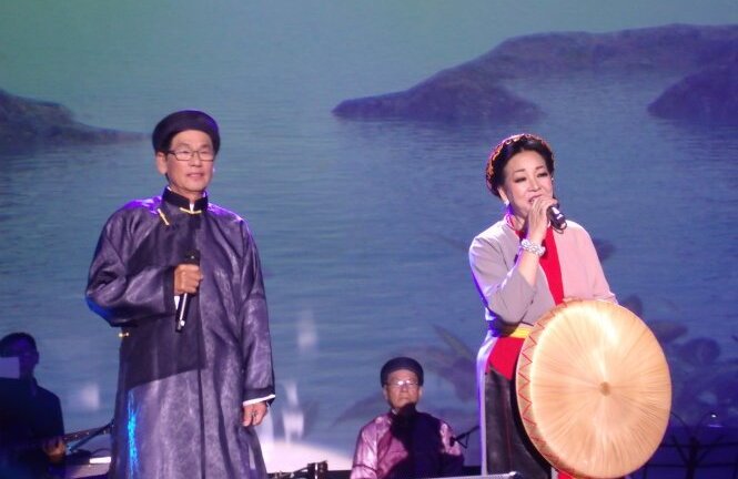 Bác sĩ gốc Việt David Dao bị hành hung là nhạc sĩ, tác giả ca khúc 'Tát nước đầu đình'