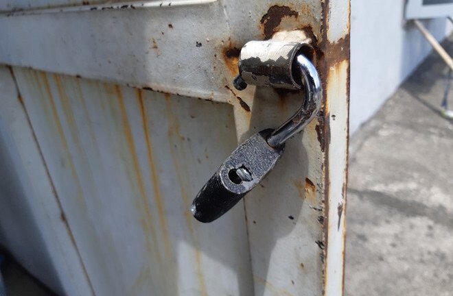 Cháy chung cư Fodacon: Người dân phải phá khóa cửa thoát hiểm