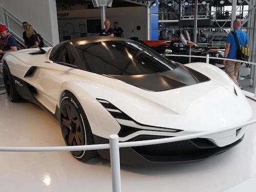 Siêu xe đầu tiên của Ấn Độ ra mắt