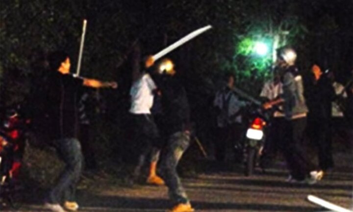 Hẹn gặp giảng hòa mâu thuẫn trong đêm, cô gái 18 tuổi bị nhóm thanh niên đâm chết