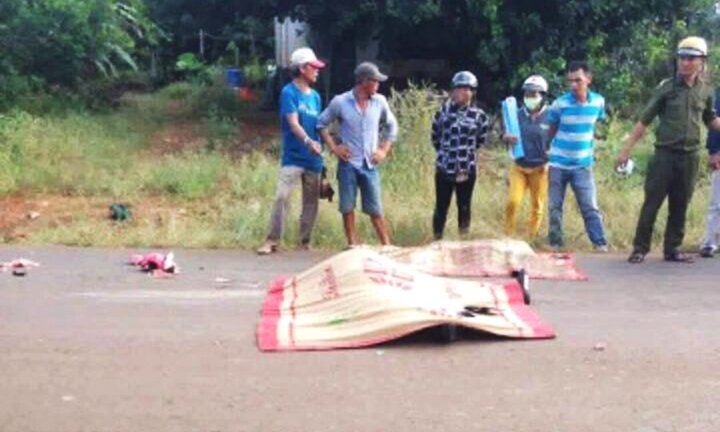 Đôi nam nữ chết thảm dưới bánh xe tải ở Đồng Nai