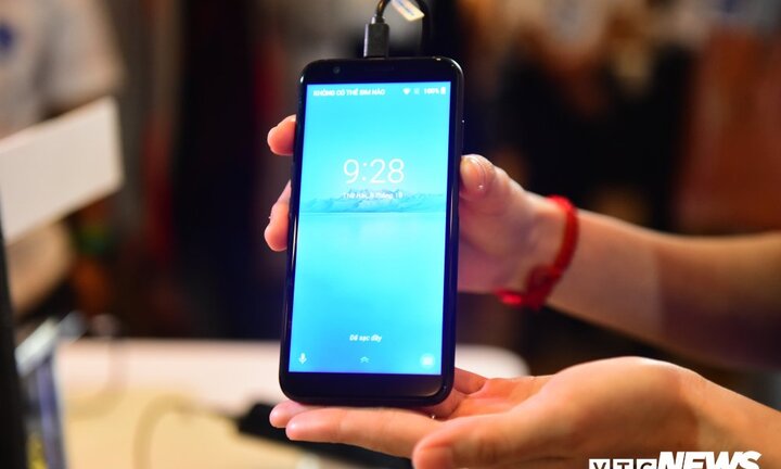 Ra mắt Asanzo S3 Plus, mẫu smartphone Việt đầu tiên có cảm ứng vân tay cạnh bên