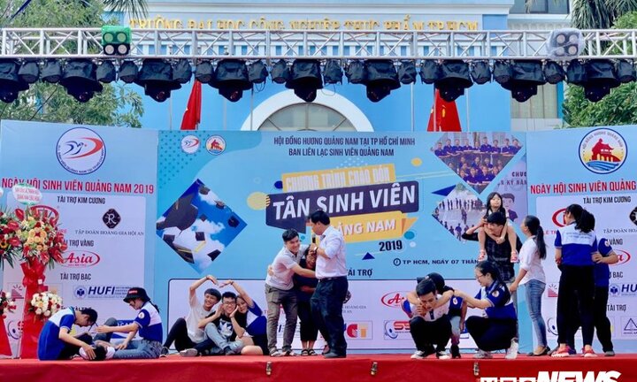 Tân sinh viên Quảng Nam học tại TP.HCM được chào đón nồng nhiệt