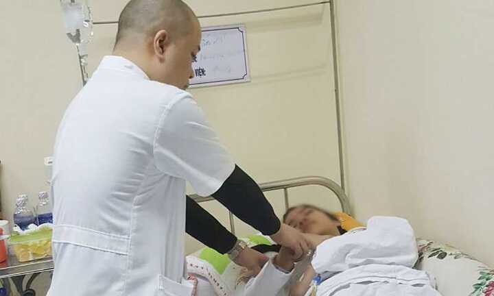 4 giờ phẫu thuật quốc tế cứu sống bệnh nhân động kinh