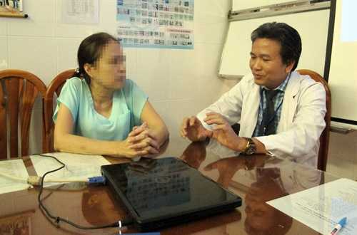 Nhiều lần bỗng dưng bị gãy xương, đi khám ‘tá hỏa‘ phát hiện bệnh lạ hiếm gặp