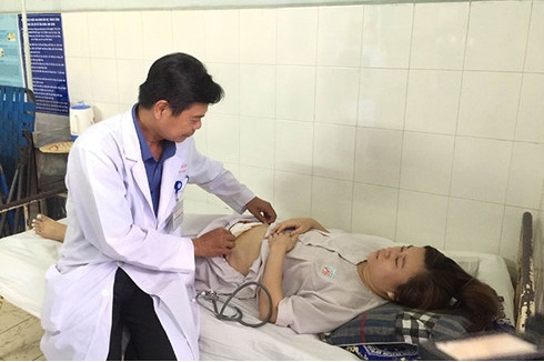 Cứu sống thai phụ vỡ thai ngoài tử cung, huyết áp bằng không