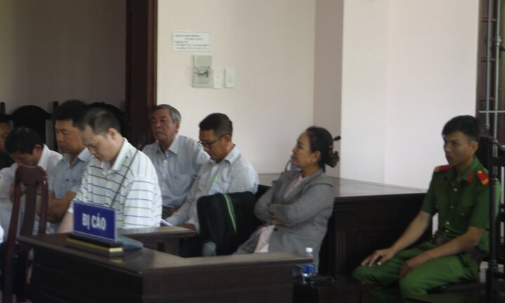 Gây thiệt hại hơn 200 tỷ đồng, ban lãnh đạo Công ty Cổ phần Lương thực Hậu Giang hầu tòa