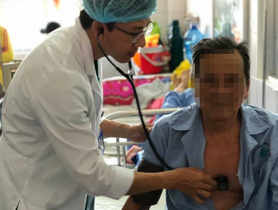 Cứu sống cụ ông 92 tuổi bị nhồi máu cơ tim