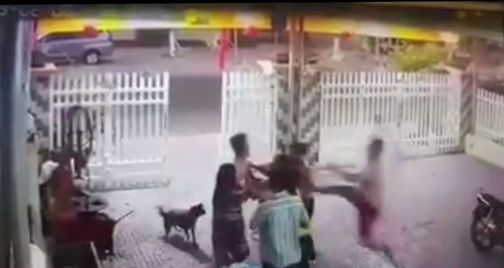 Khởi tố 2 cán bộ công an ở An Giang đánh hàng xóm