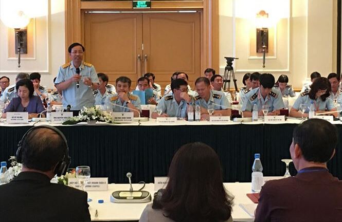 Doanh nghiệp kêu hải quan 'một cửa nhưng nhiều khóa'