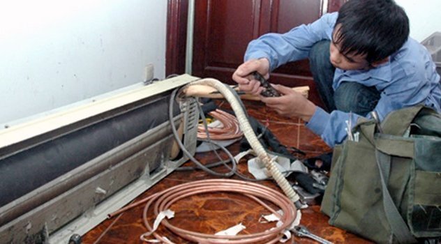 Đêm khủng khiếp: Khách đập cửa cầu cứu sửa điều hòa, xin nộp tiền gấp đôi