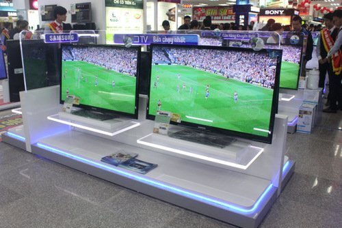 Người dùng tiếc hùi hụi khi mua tivi xịn sau một năm đã mất giá 20 triệu đồng